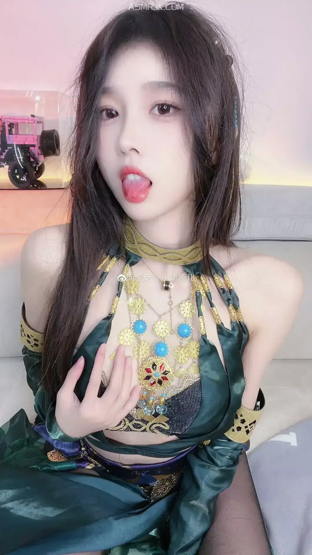 小小奶瓶儿