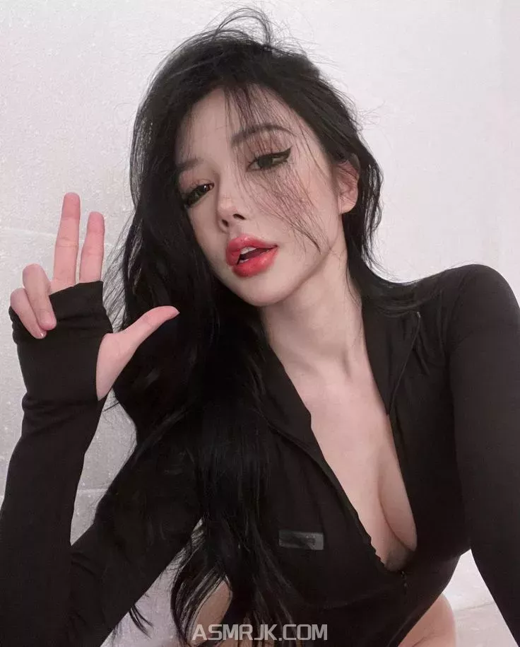[小一熟了] 撞机妈妈