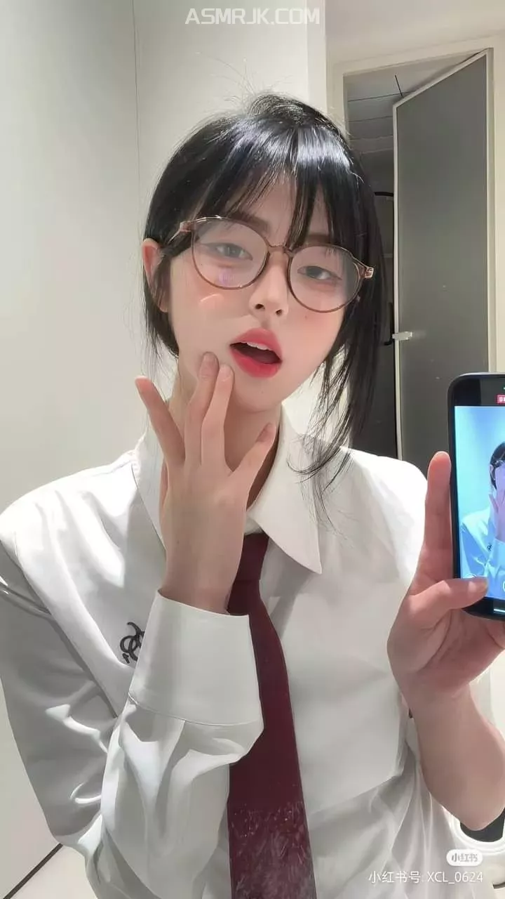 [小馨又没睡觉] 嫂子