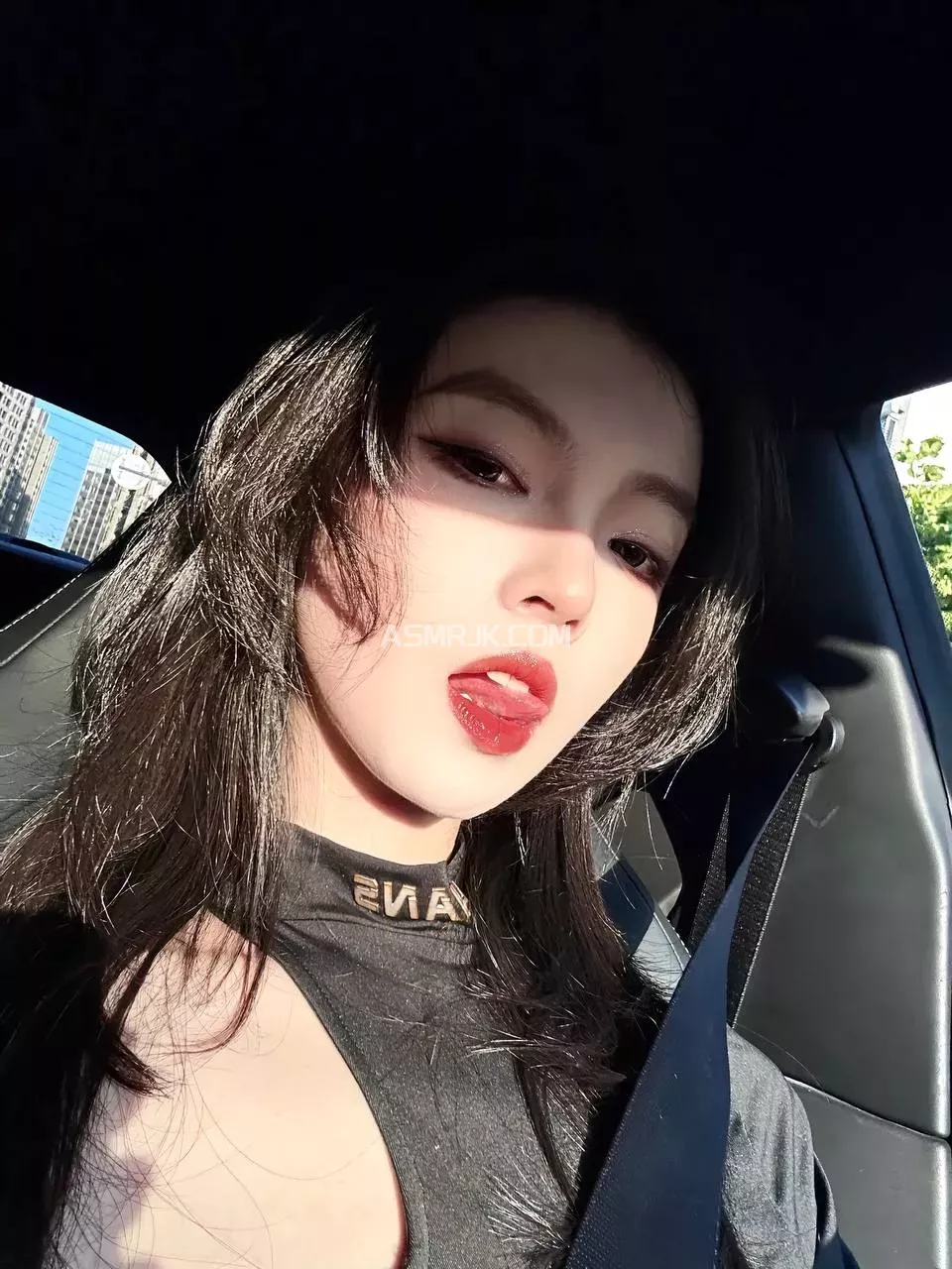 [一酱33 ASMR] 犯错的秘书真让我恼火