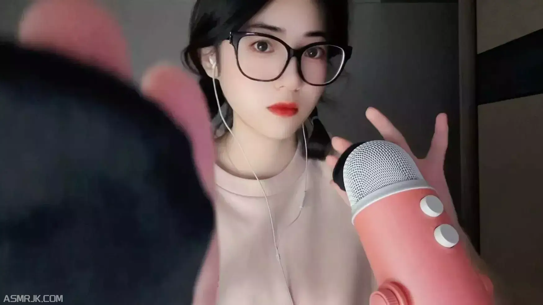 77桃子叭