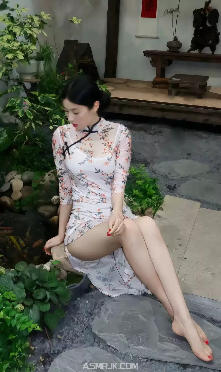 [你的圈圈儿] 女仆脚心