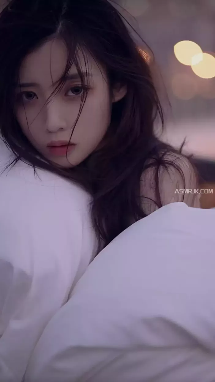 [小馨又没睡觉] 眠32