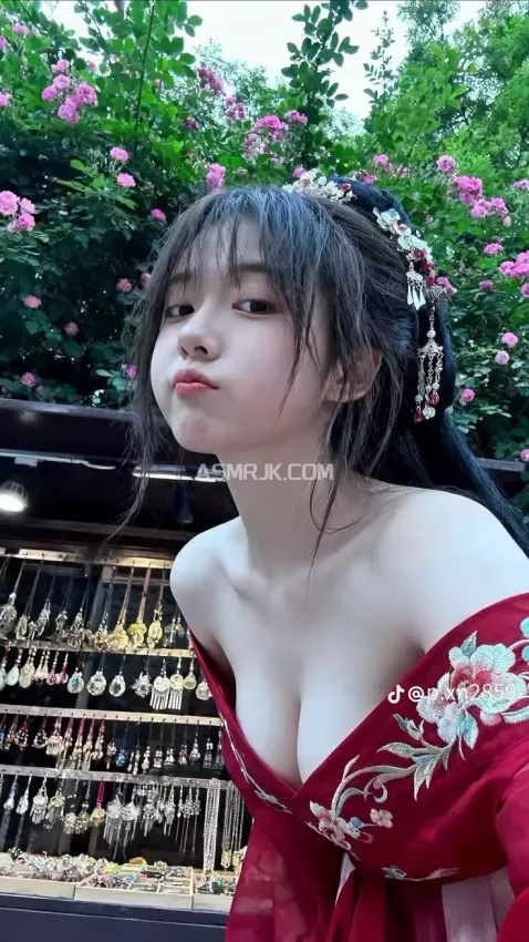 [小馨又没睡觉] xx